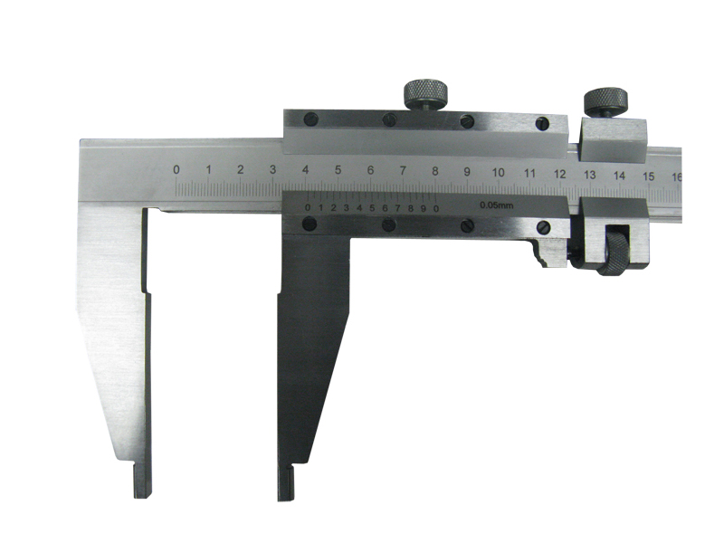 Штангенциркуль  630 мм (0,05) "Калиброн"