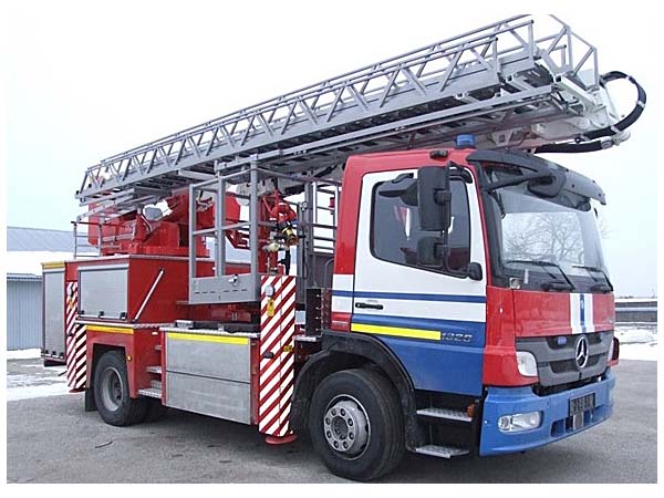 Автоподъемник PMT-25D.08 на шасси Mercedes Benz ATEGO 1326F